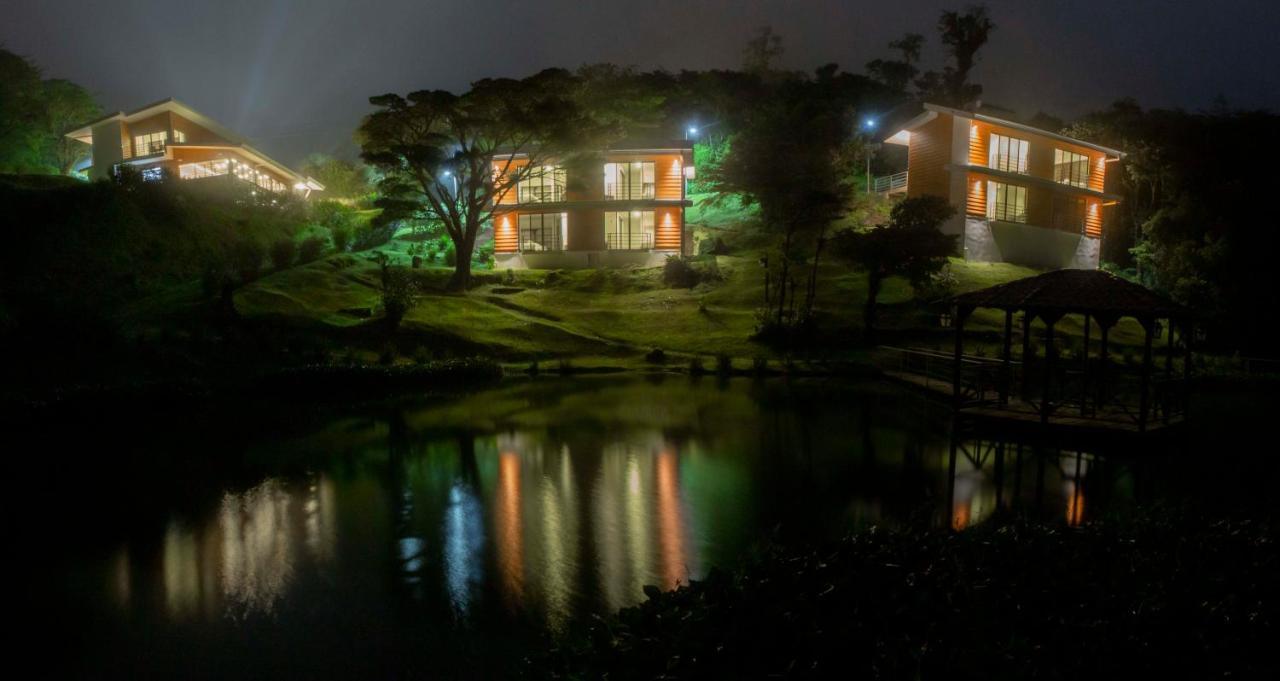 Burbi Lake Lodge Monteverde Εξωτερικό φωτογραφία