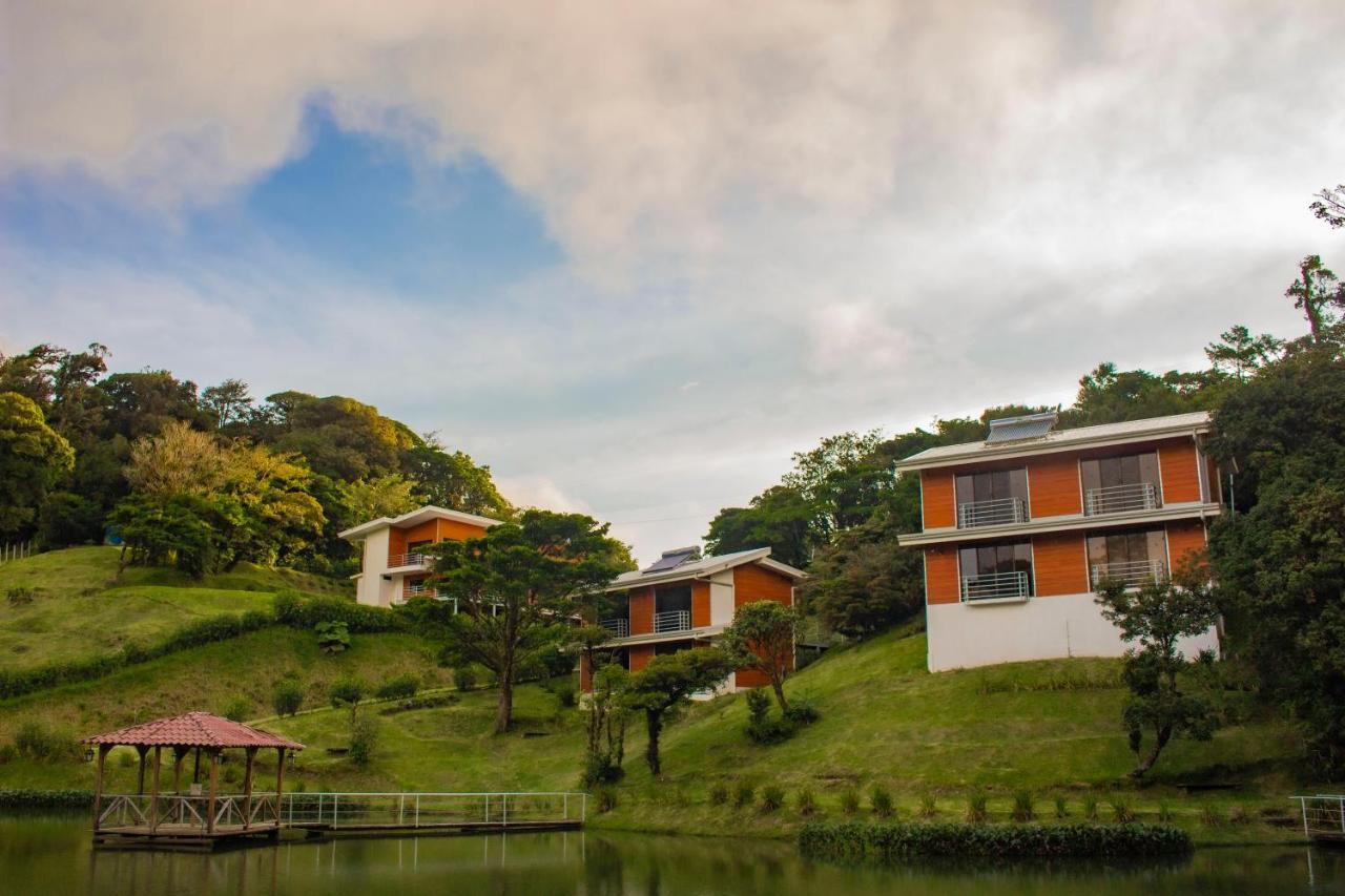 Burbi Lake Lodge Monteverde Εξωτερικό φωτογραφία