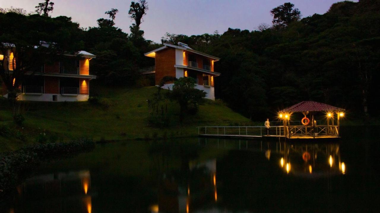 Burbi Lake Lodge Monteverde Εξωτερικό φωτογραφία