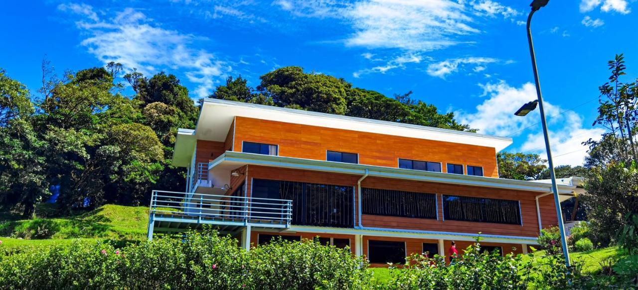 Burbi Lake Lodge Monteverde Εξωτερικό φωτογραφία