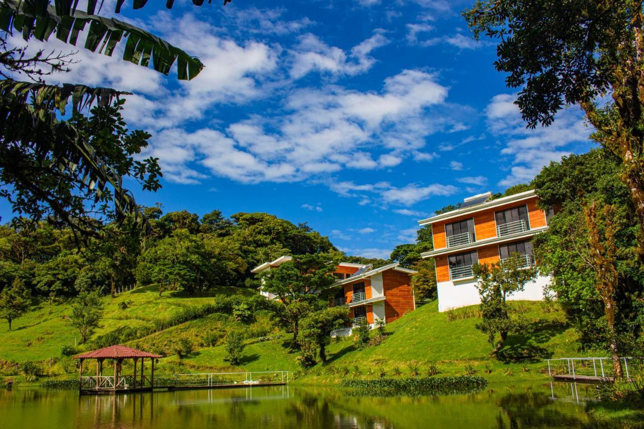 Burbi Lake Lodge Monteverde Εξωτερικό φωτογραφία